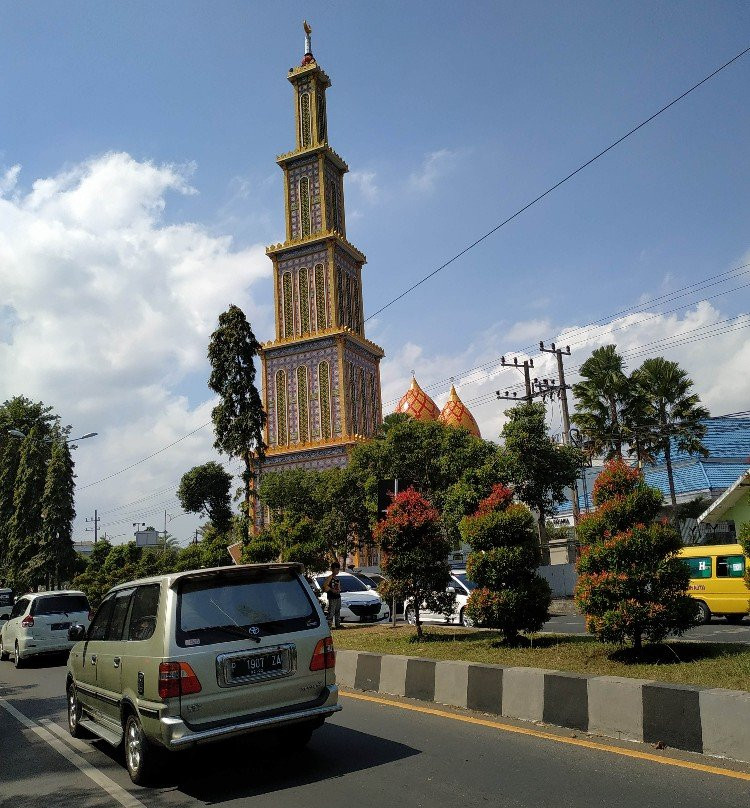Roudhotul Muchlisin Mosque景点图片