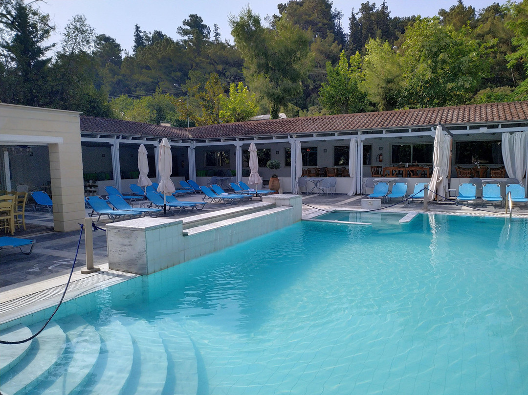 阳光海滩酒店主图