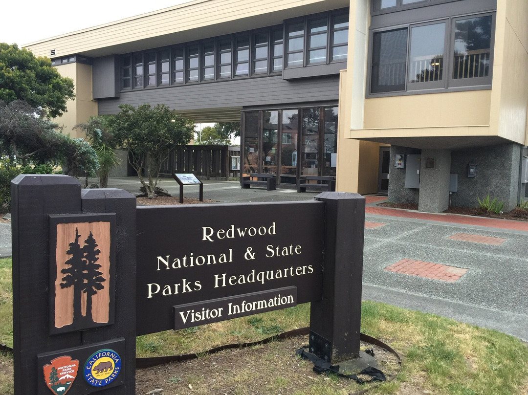 Jedediah Smith Redwoods State Park Visitor Center-克雷森特城必去景点