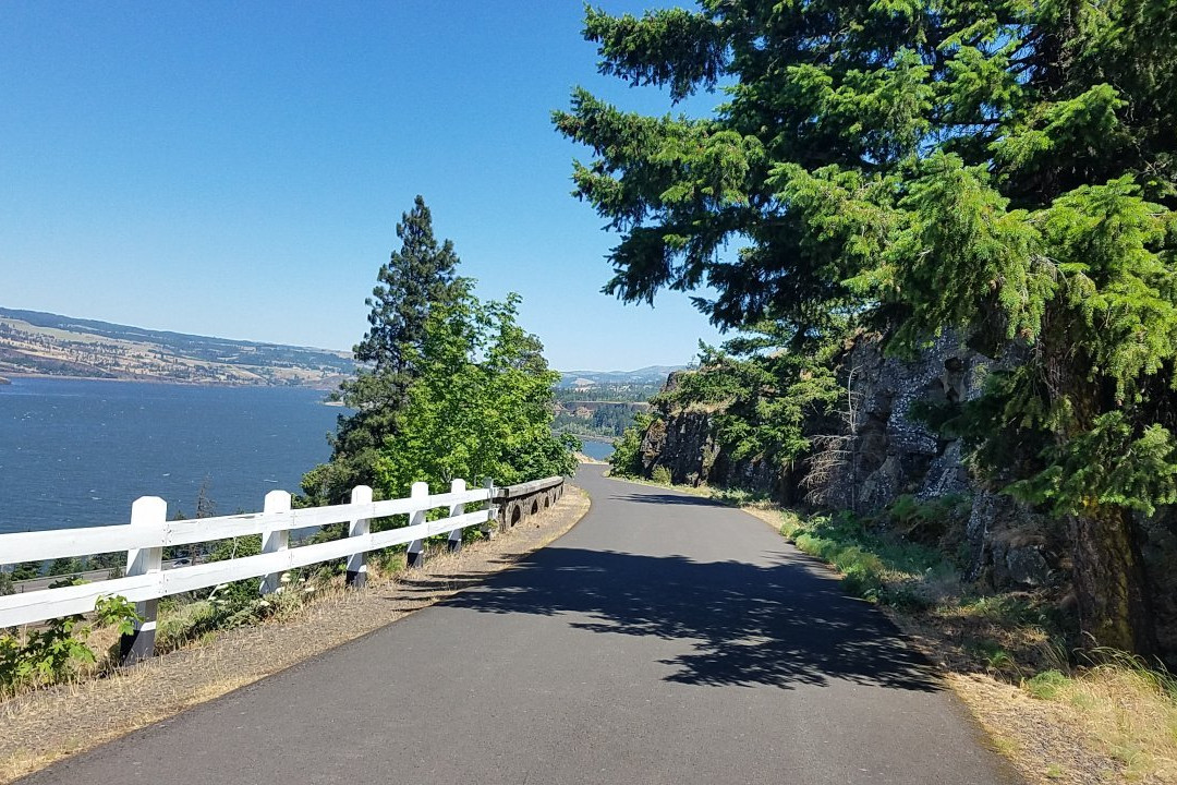 Historic Columbia River Highway State Trail景点图片