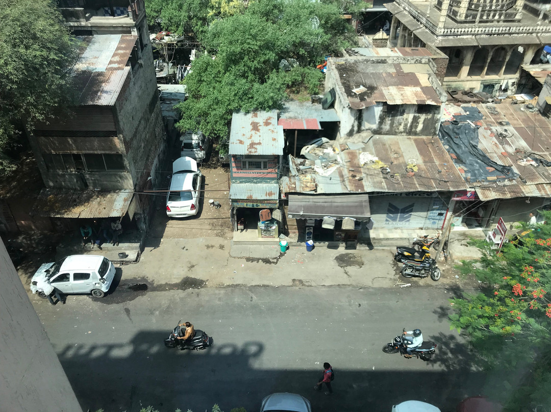 Golden Tulip Essential Jaipur主图