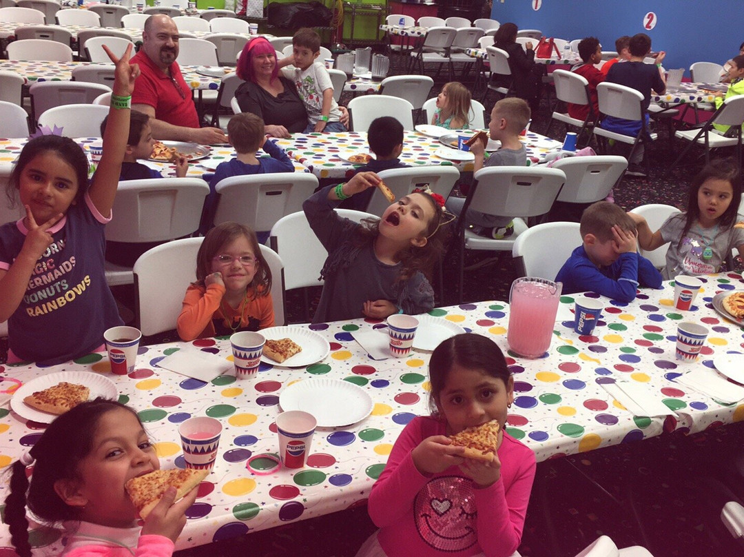 Grand Slam-Burnsville必去景点