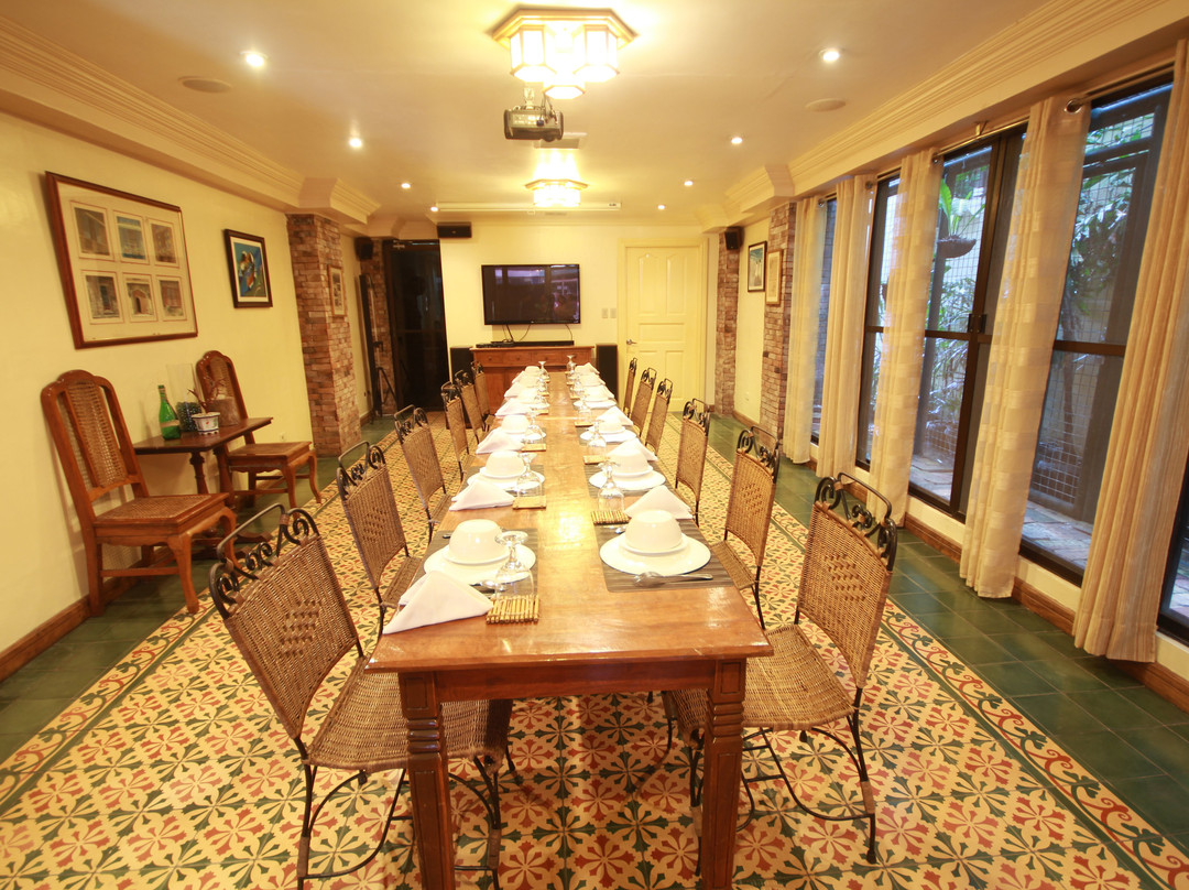 罗哈斯总统客栈主图