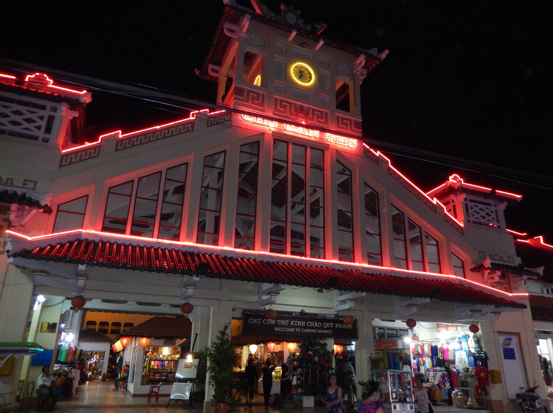 Tay Do Night Market景点图片