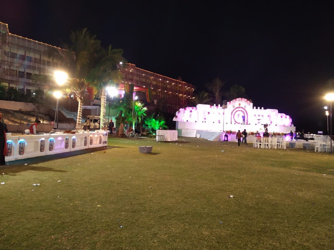 Lake View Hotel & Resort主图