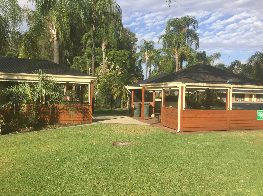 Sportsmans Motor Inn主图