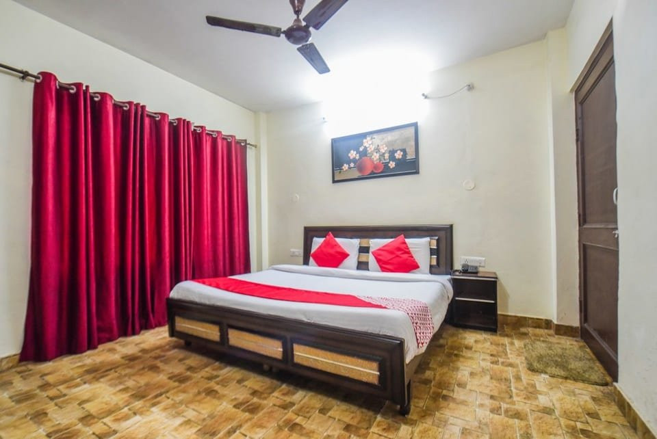 OYO 7905 Holiday Inn主图