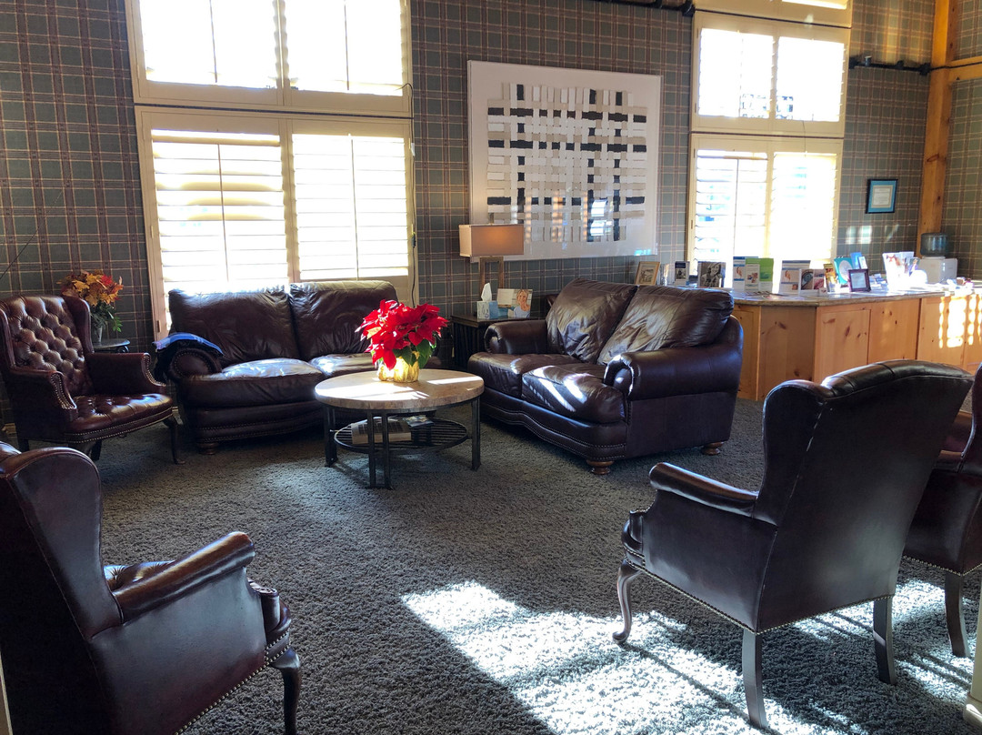 Mountain Mobile Massage-大熊湖必去景点