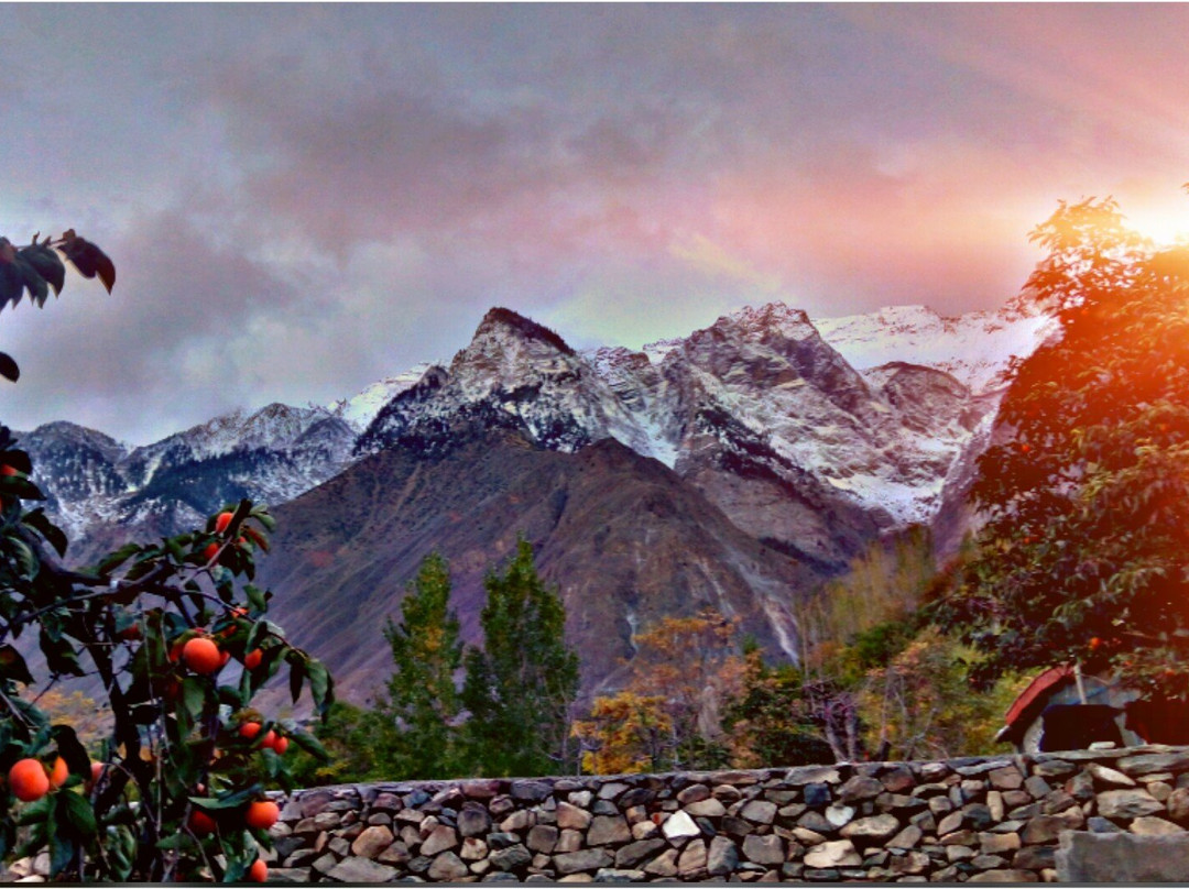 Hikal Guest House & Restaurant主图