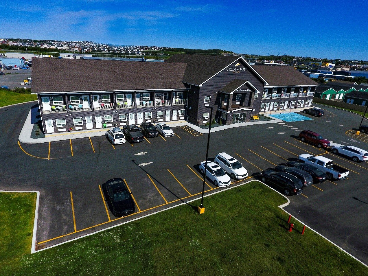 Crossroads Inn & Suites-官方