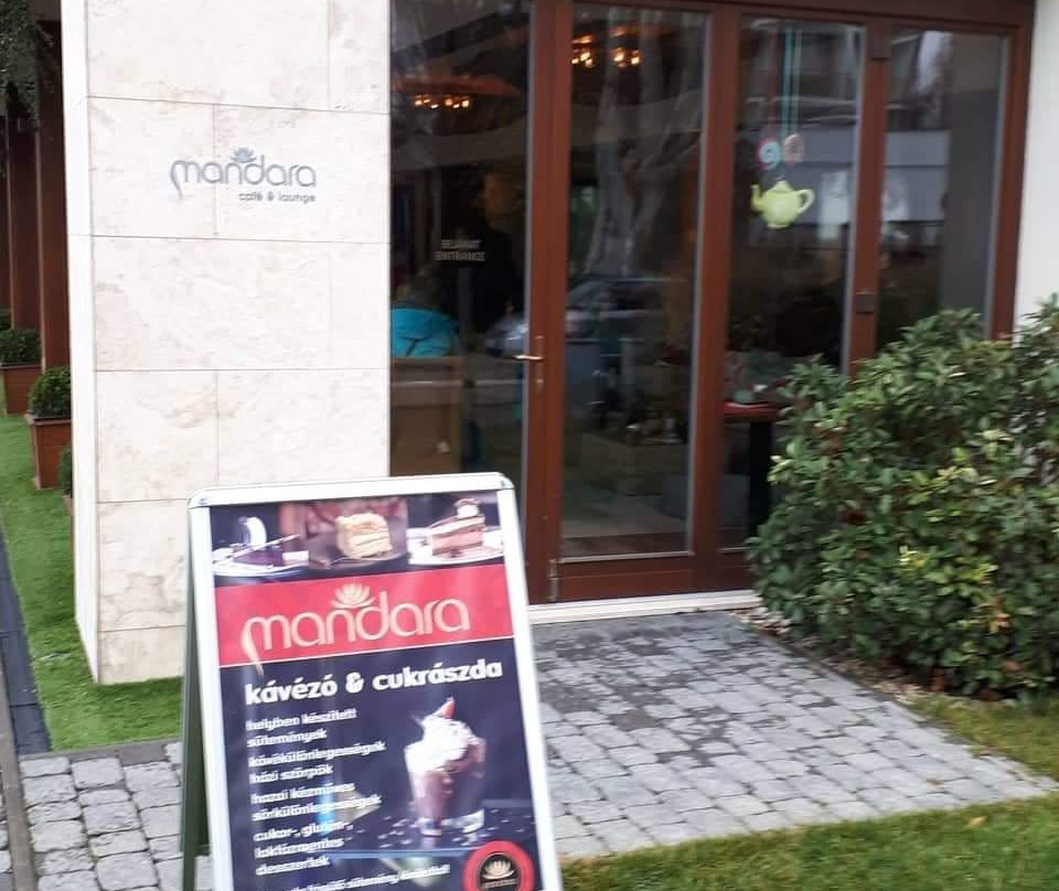 Mandara Cafe & Lounge Confectionery