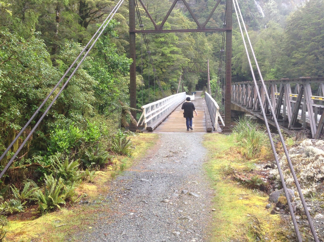Tutoko Suspension Bridge景点图片