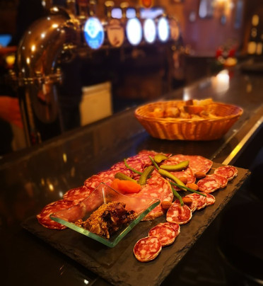 Les Arpenteurs-里昂必去景点