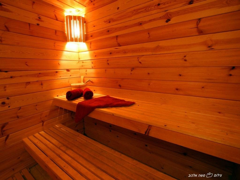 Aley Galil - wooden cabins in the forest主图