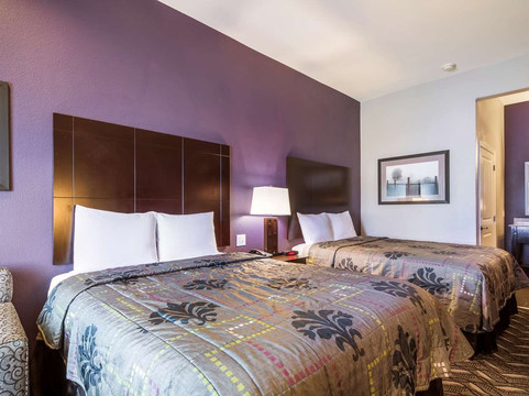 普莱森顿骑士旅馆贝尔蒙特客栈及套房酒店主图