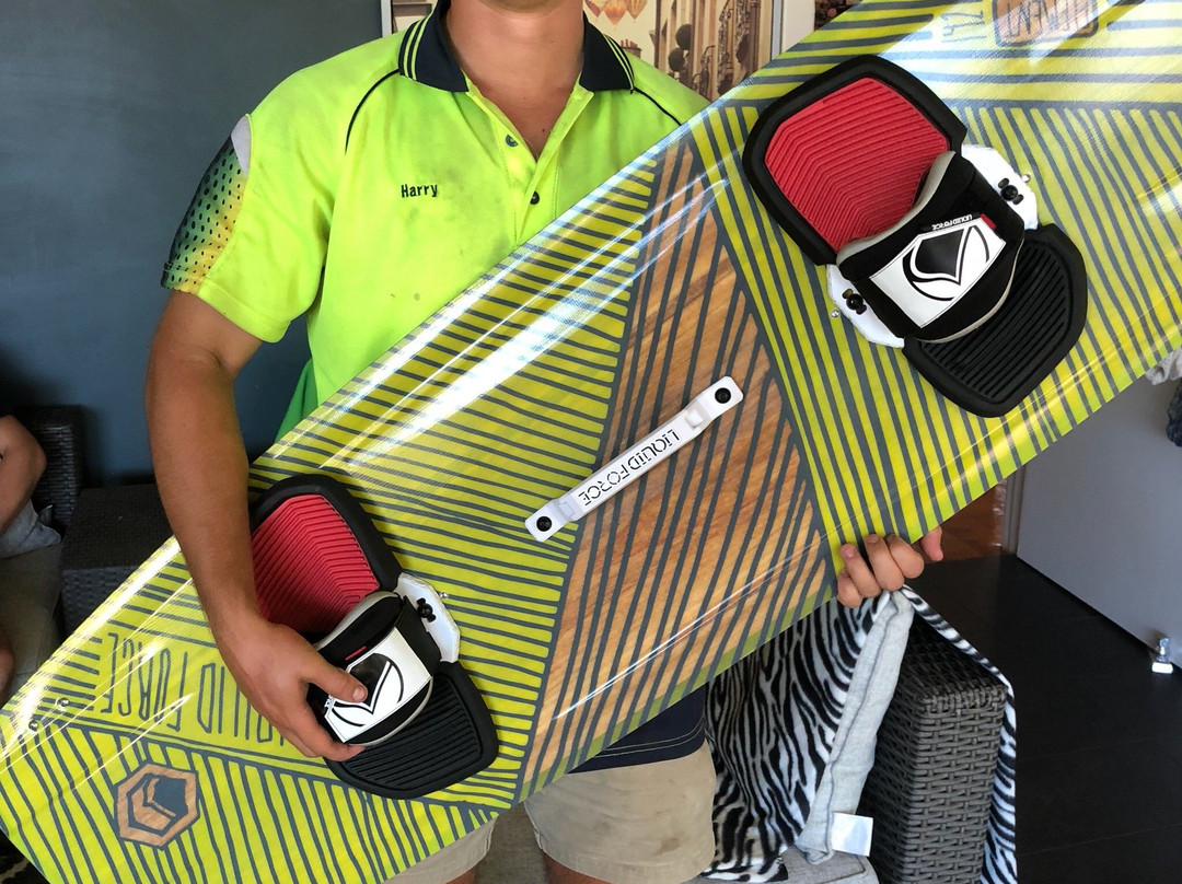 YP Kite Surfing School-Ardrossan必去景点