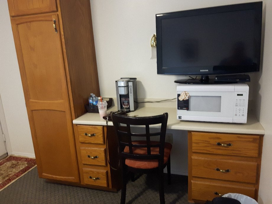 Covered Bridge Inn主图