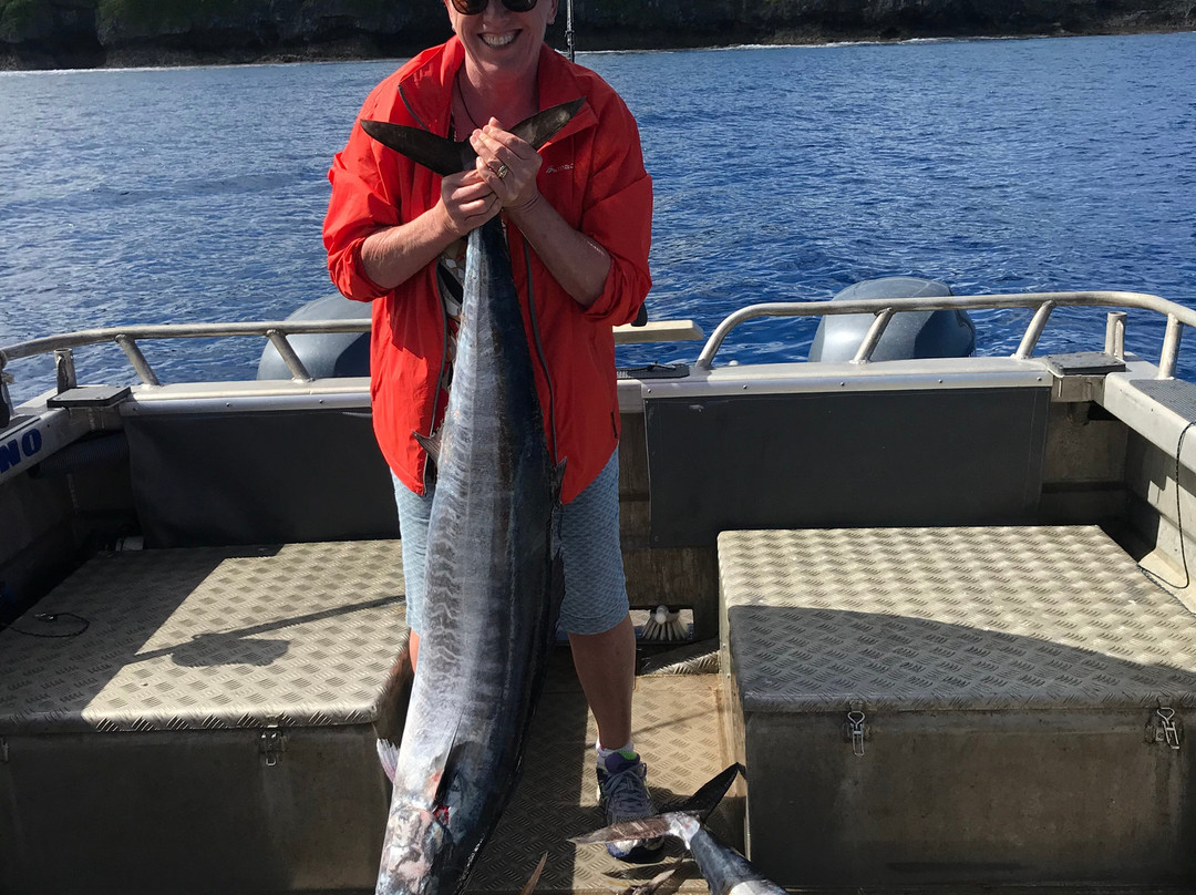 Fish Niue Charters-阿洛菲必去景点
