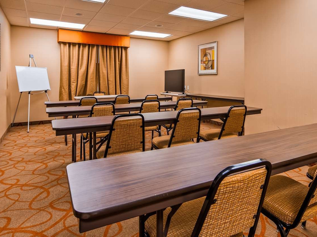 Best Western Plus Flowood Inn & Suites主图