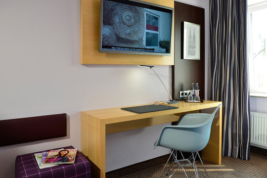 UHU Hotel Garni Koln