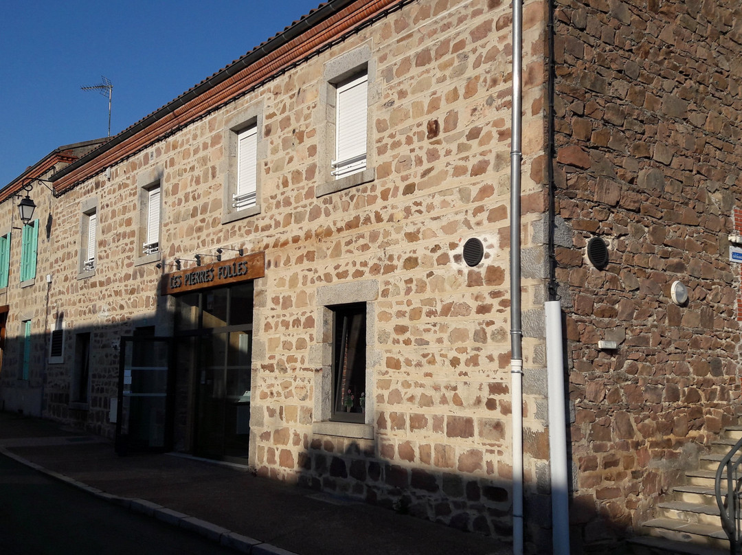 Les Pierres Folles主图