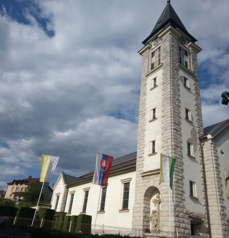 Church of St. Cyril and Methodius-Terchova必去景点