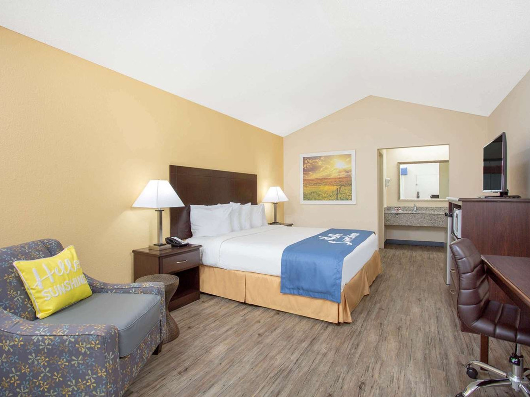 Days Inn by Wyndham Lake City主图