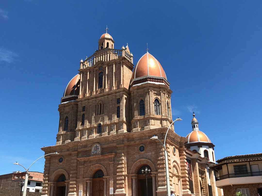 Basilica Menor Del Senor De Los Milagros景点图片