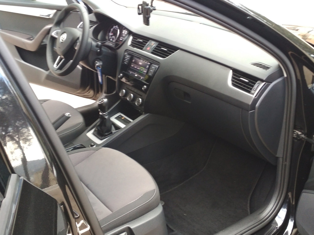 Green Energy Car Rental and Transfer-Perama必去景点