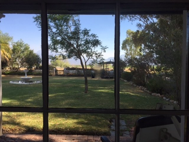 Aan De Doorns Guest House主图