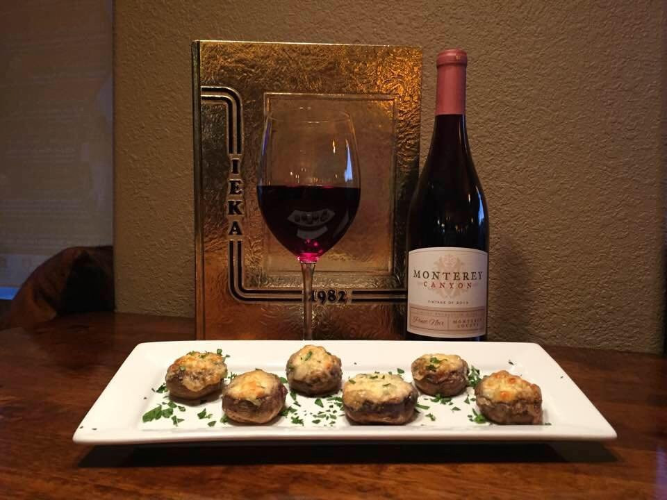 The Wine Bar & Bistro-怀里卡必去景点