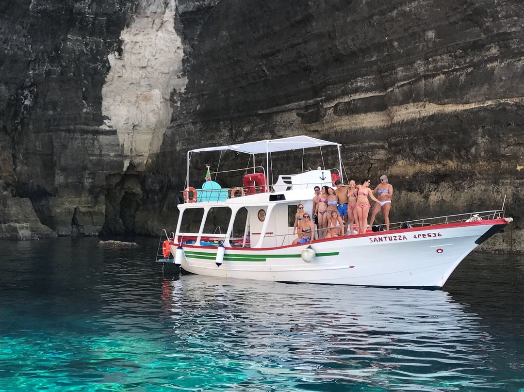 Santuzza Gita in Barca-兰佩杜萨必去景点