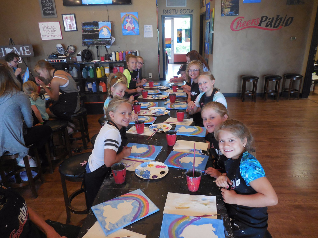 Cheers Pablo Coon Rapids-Coon Rapids必去景点