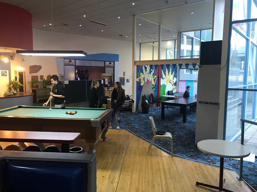 Whangaparaoa Tenpin Bowling-旺阿帕劳阿必去景点