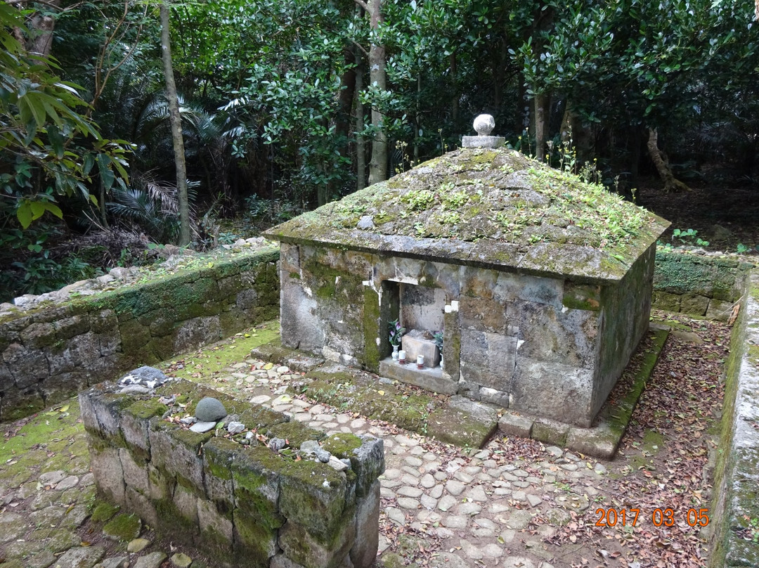 King Gihon's Grave景点图片