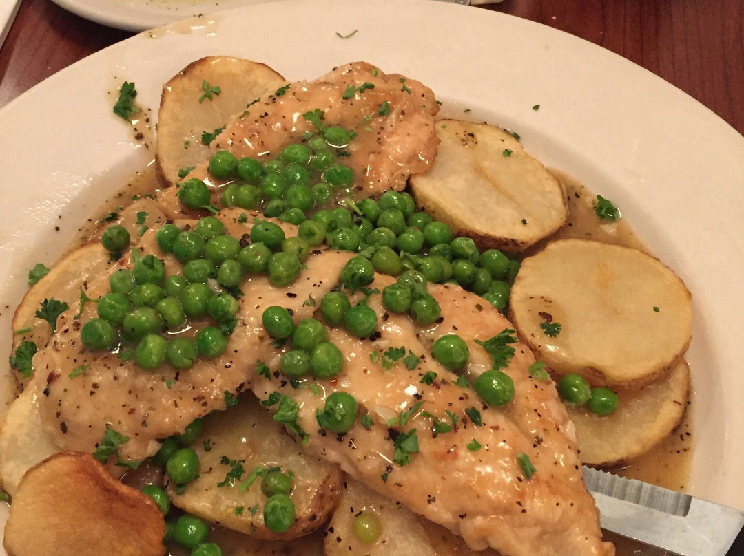 Gatto's Restaurant & Bar