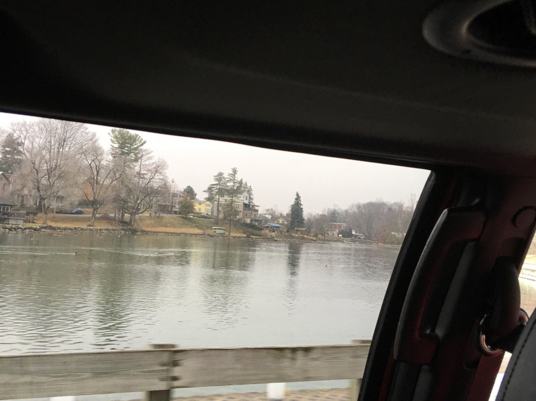 Children's Lake-Boiling Springs必去景点