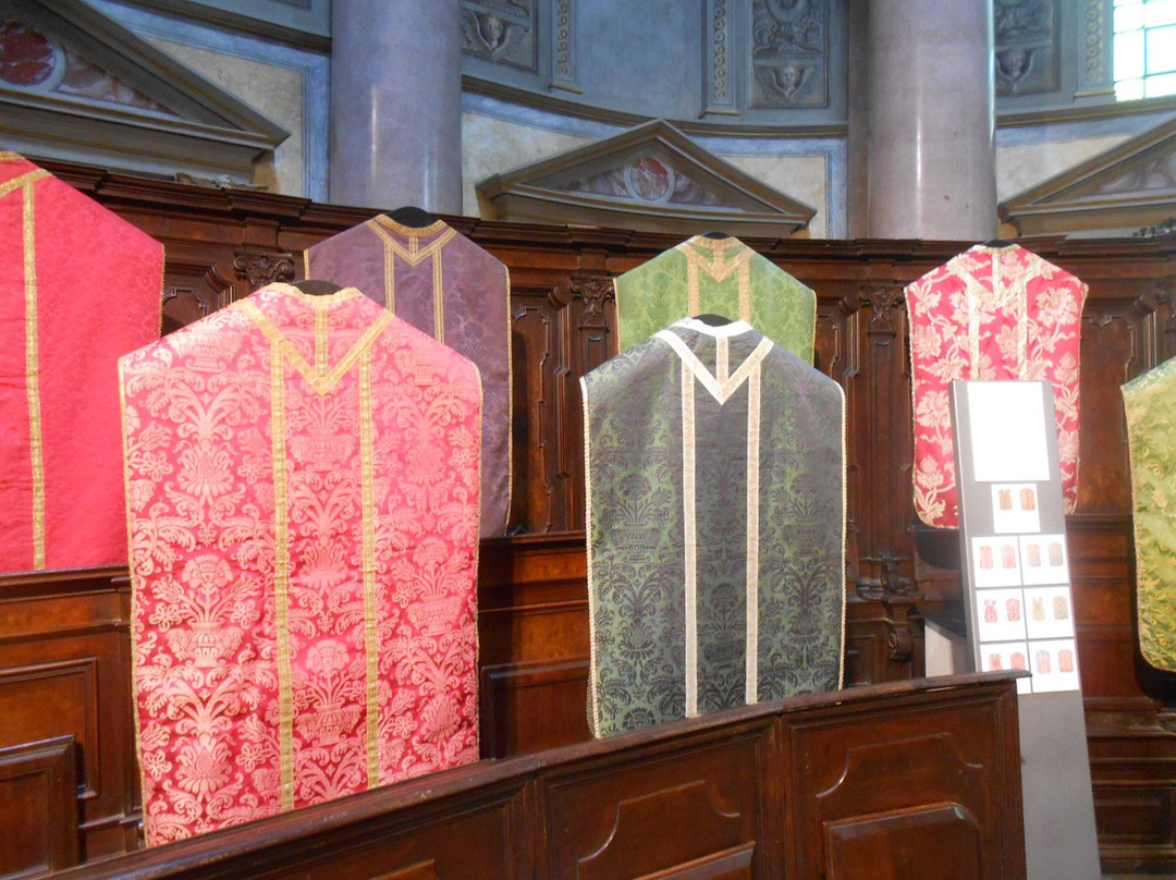Museo d'Arte Religiosa Padre Augusto Mozzetti di Oleggio-Oleggio必去景点