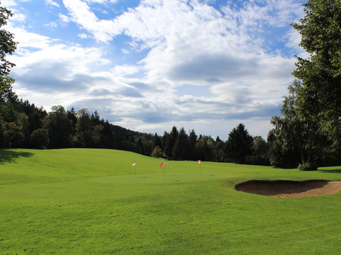 Tölzer Golfclub-Wackersberg必去景点