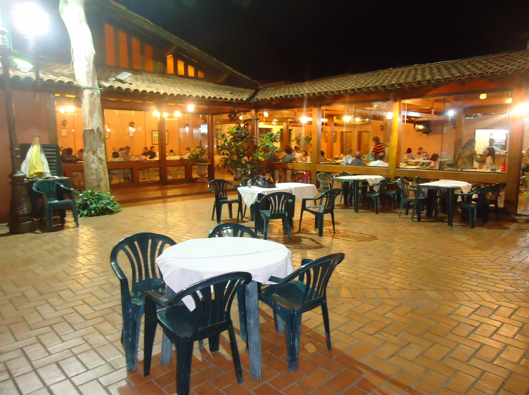 Araxa餐馆和美食-O Pizzaiolo