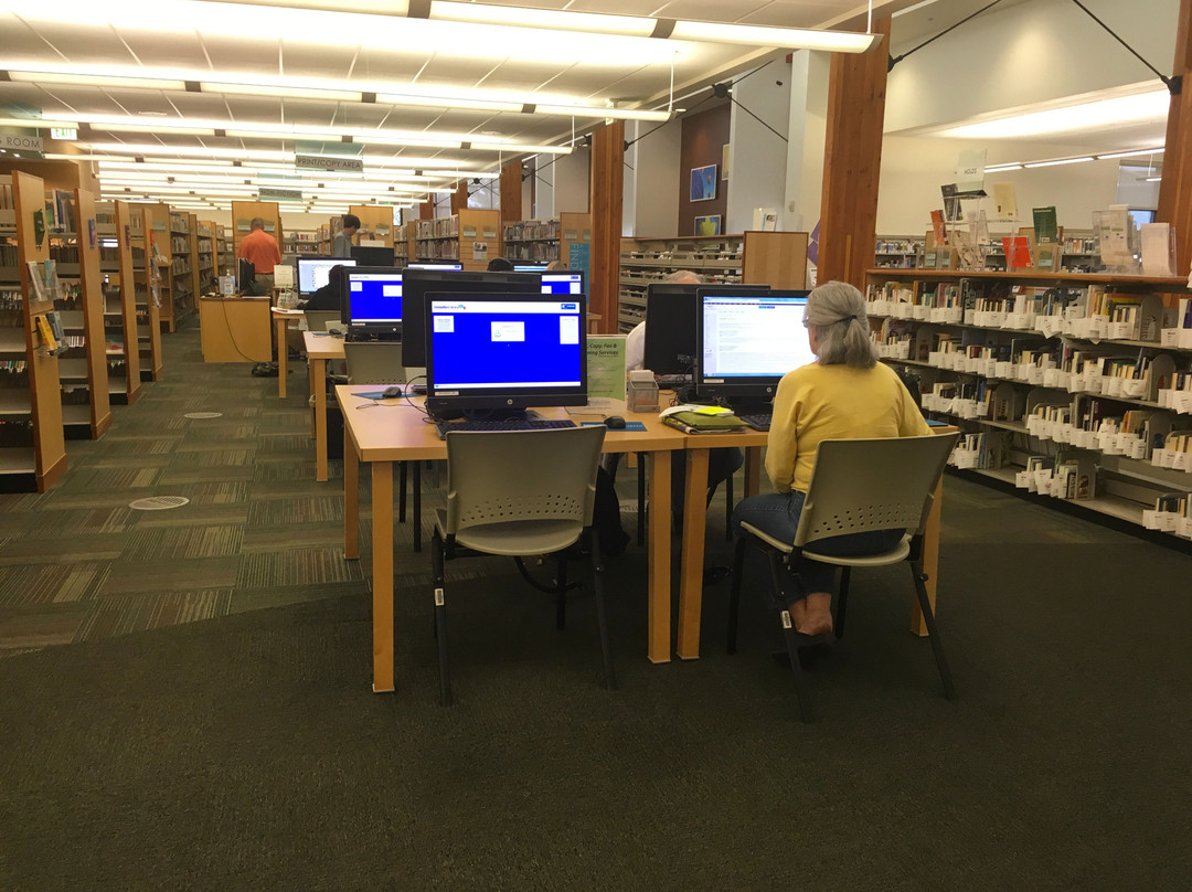 Erie Community Library-Erie必去景点