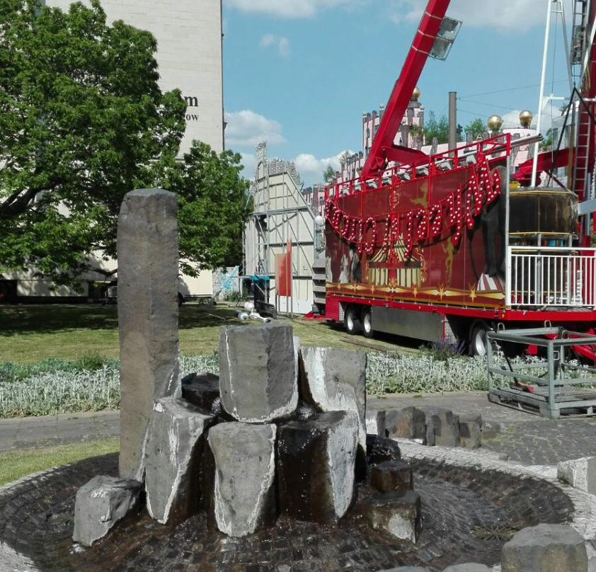 Brunnen vor der Kathedralpfarrei-马格德堡必去景点
