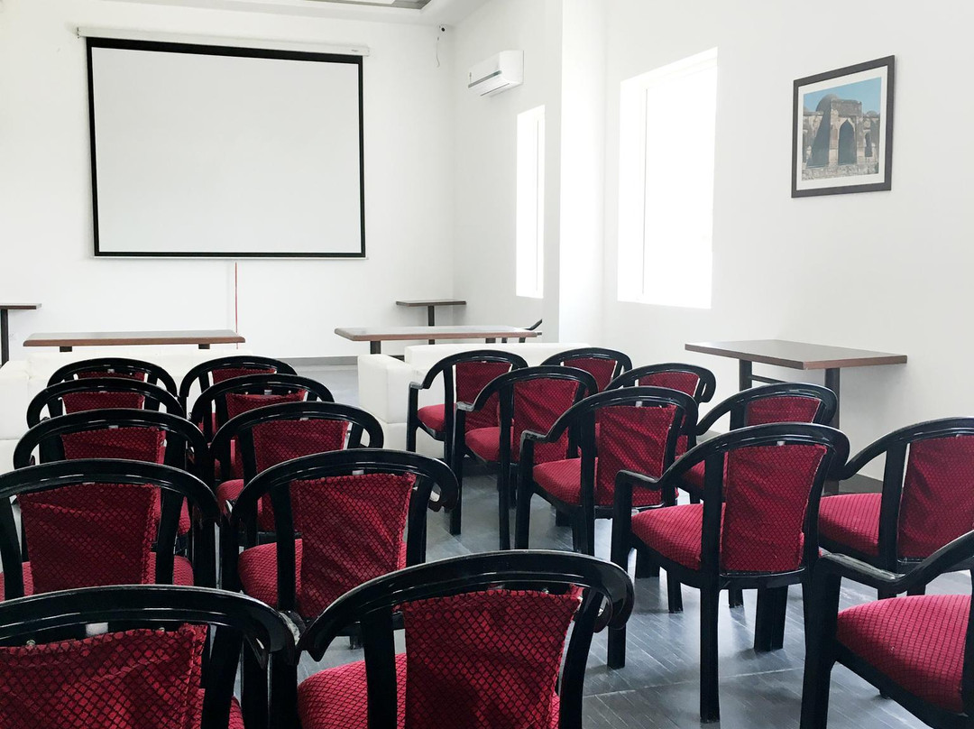 Adhunik Hotel Neemrana主图