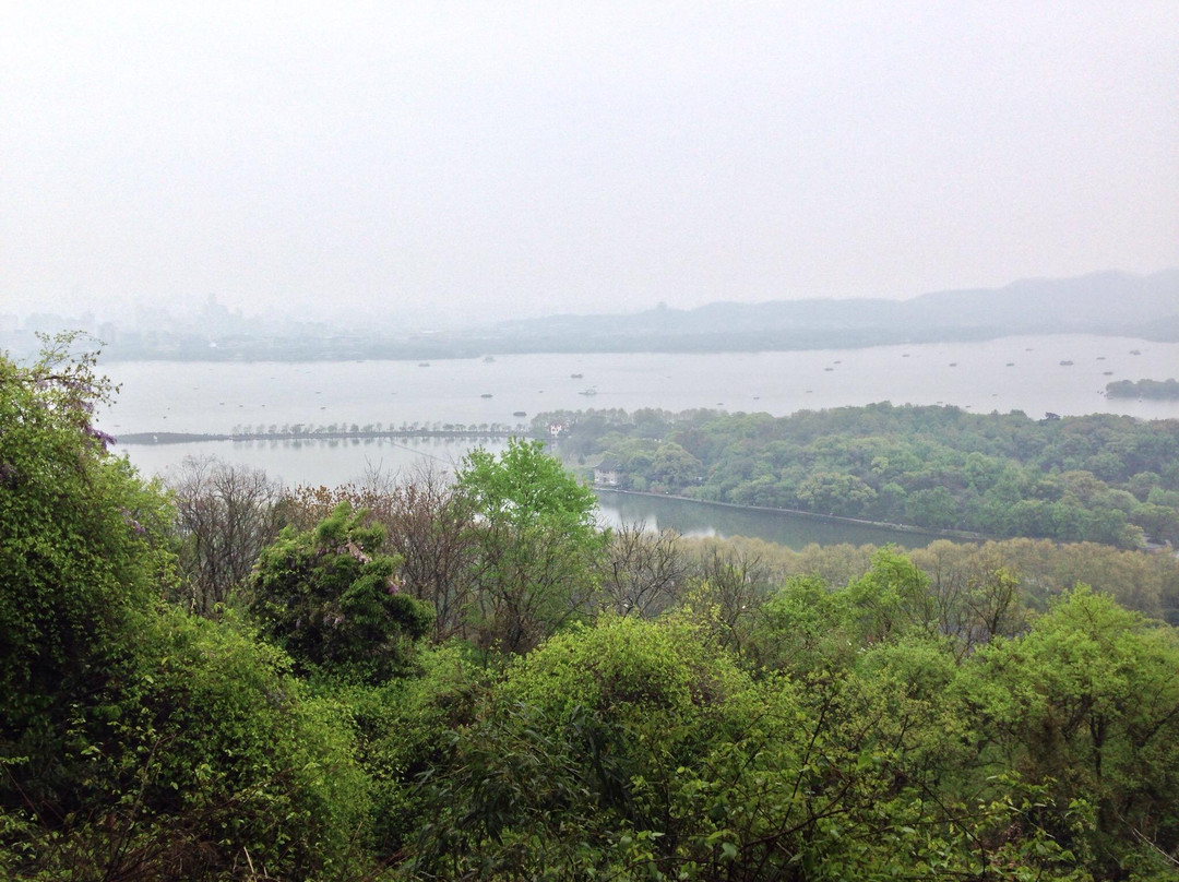 宝石山-杭州市必去景点