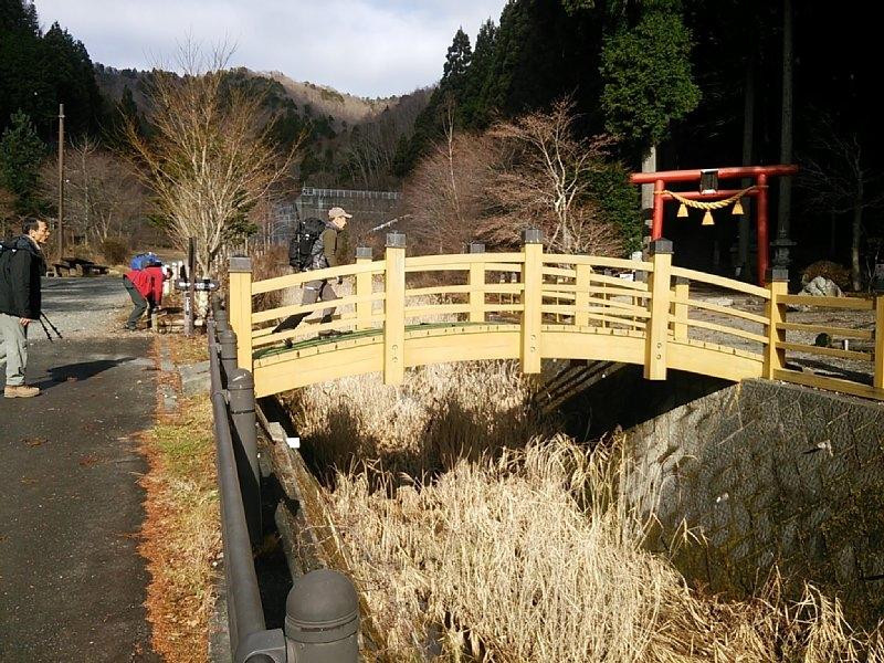 Ishiwari Shrine景点图片