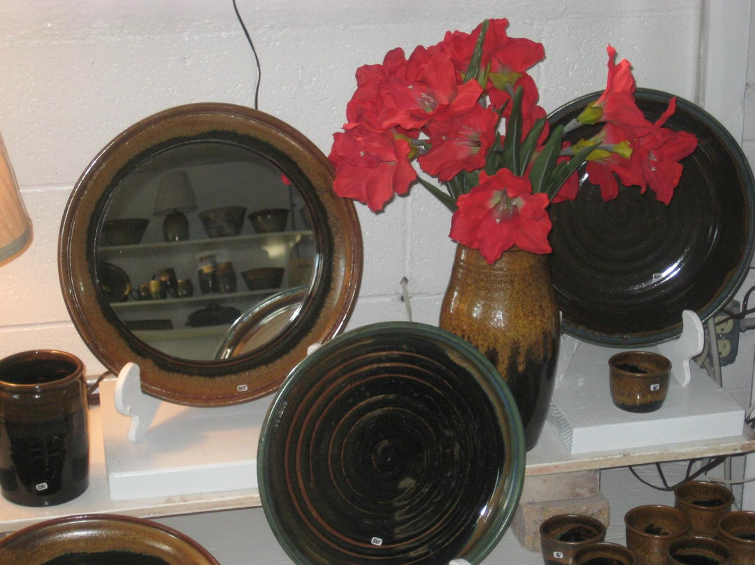 Greenleaf Stoneware-East Hampton必去景点