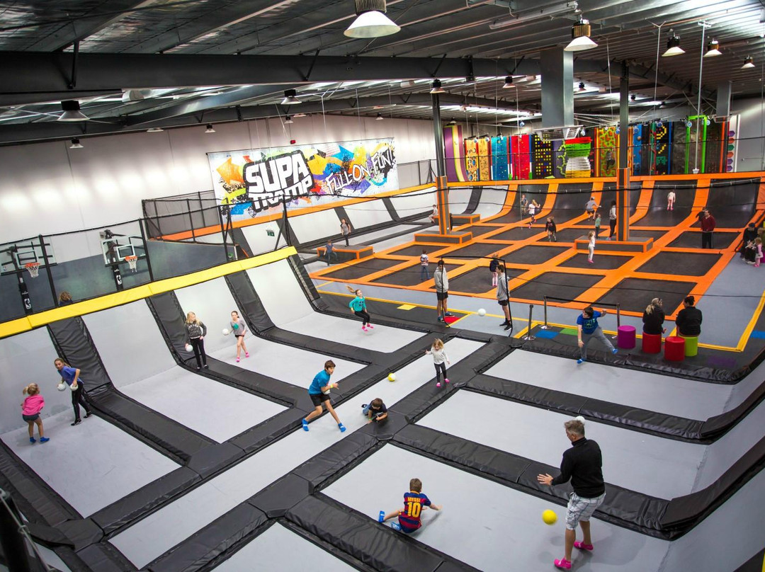 戈罗芙代尔旅游景点-Supaworld Geelong