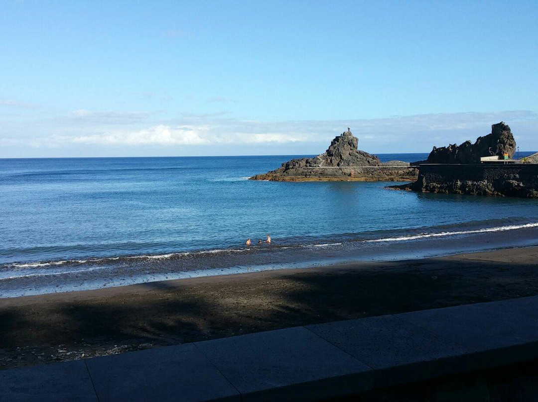 Playa de La Cueva景点图片