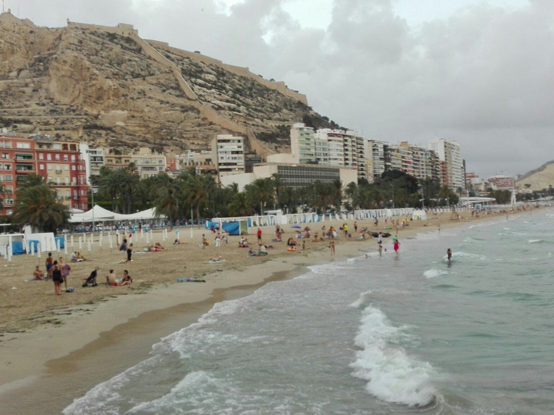 Platja del Postiguet景点图片