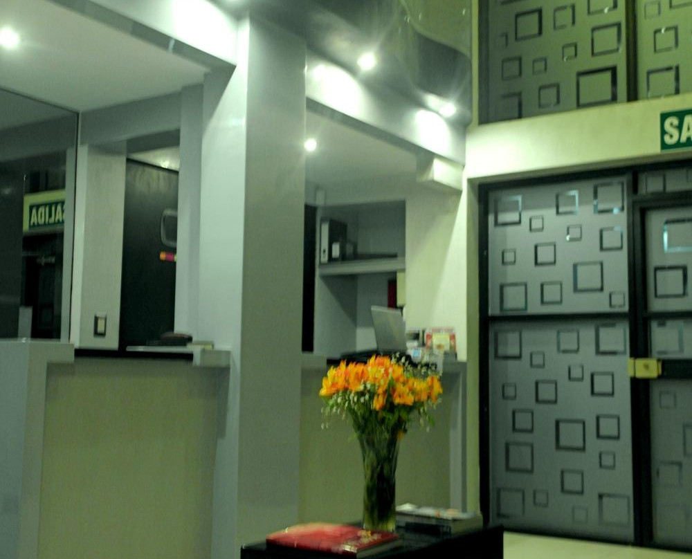 Qollana Business Hotel主图